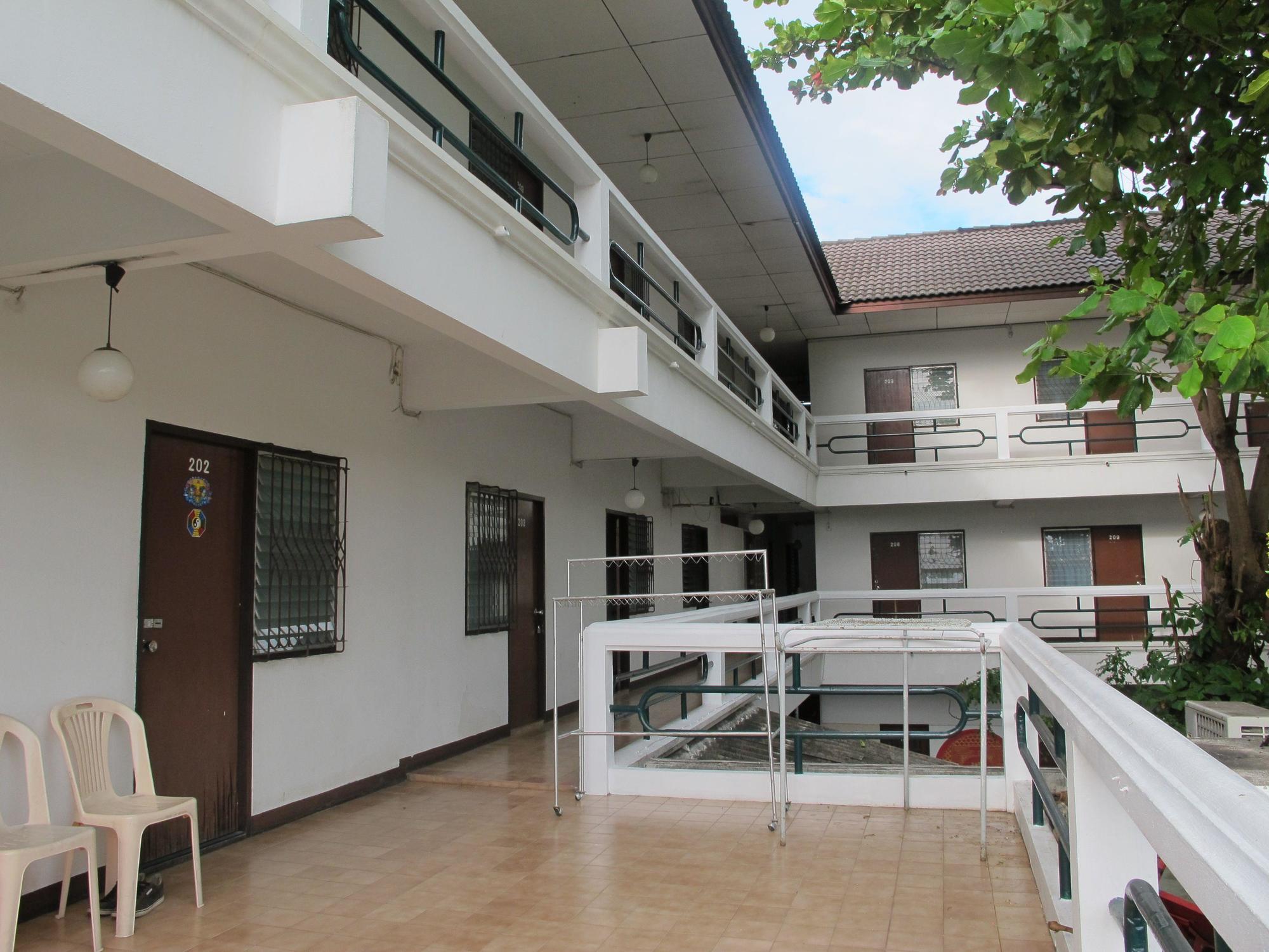 Neo Court Hotel Chiang Mai Exterior foto